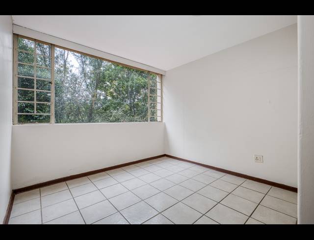 2 BEDROOM APARTMENT FOR SALE IN KENSINGTON B
